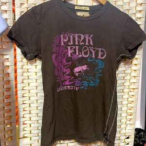 COOL BAND TEE—- TRUNK LTD BRAND HAS LIMITED EDITION TEE SHIRTS